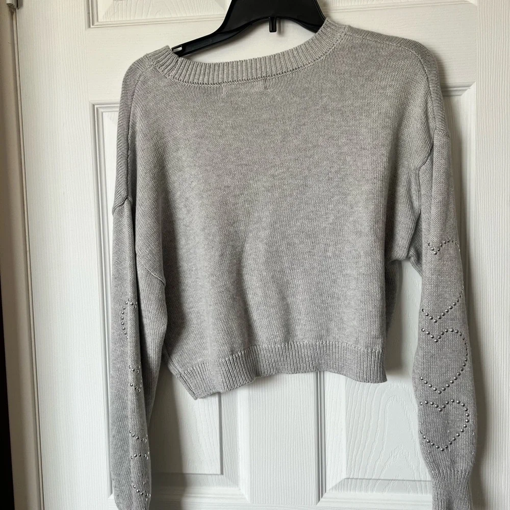 Cropped Steve Madden Gray Heart Sweater w Embellishments